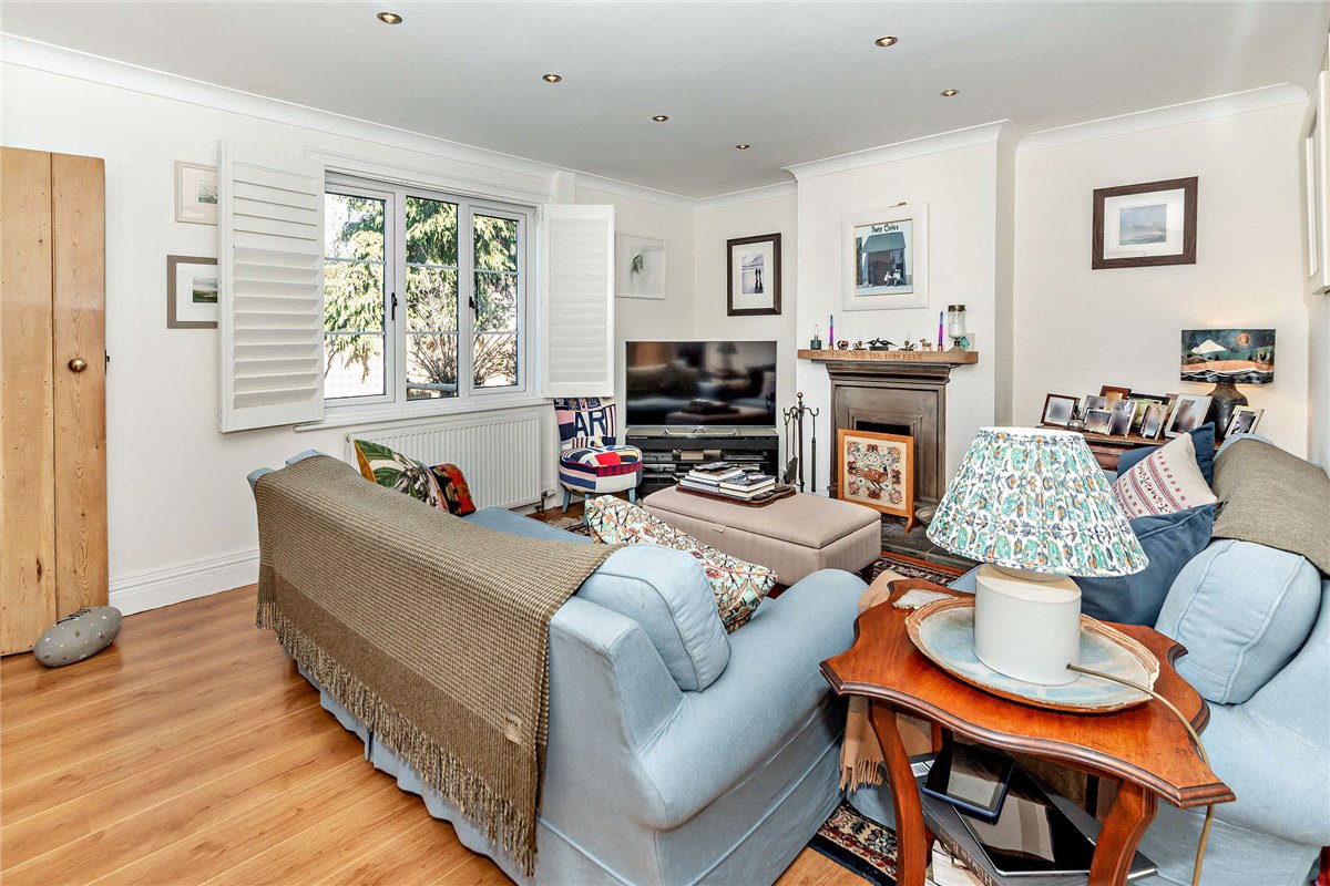 3 bedroom House, Churchway, West Ilsley, RG20 - Available, Image 3