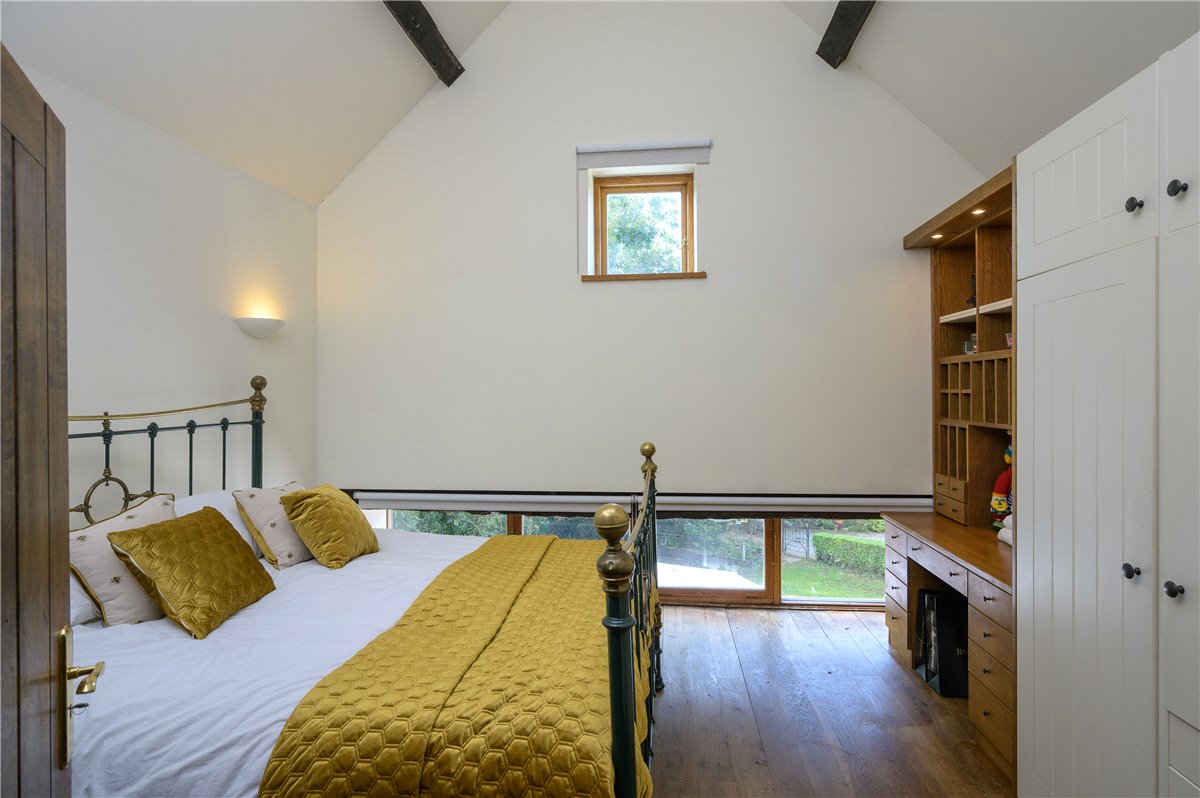 25.6  Farm, Siston, Bristol, BS16 - Available, Image 21