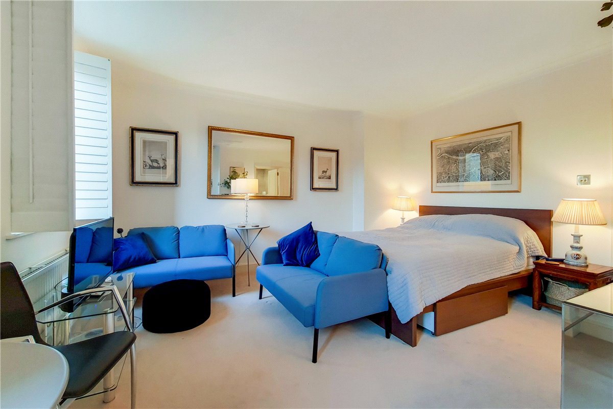 0 bedroom Flat, Tedworth Square, Chelsea, SW3 - Available
