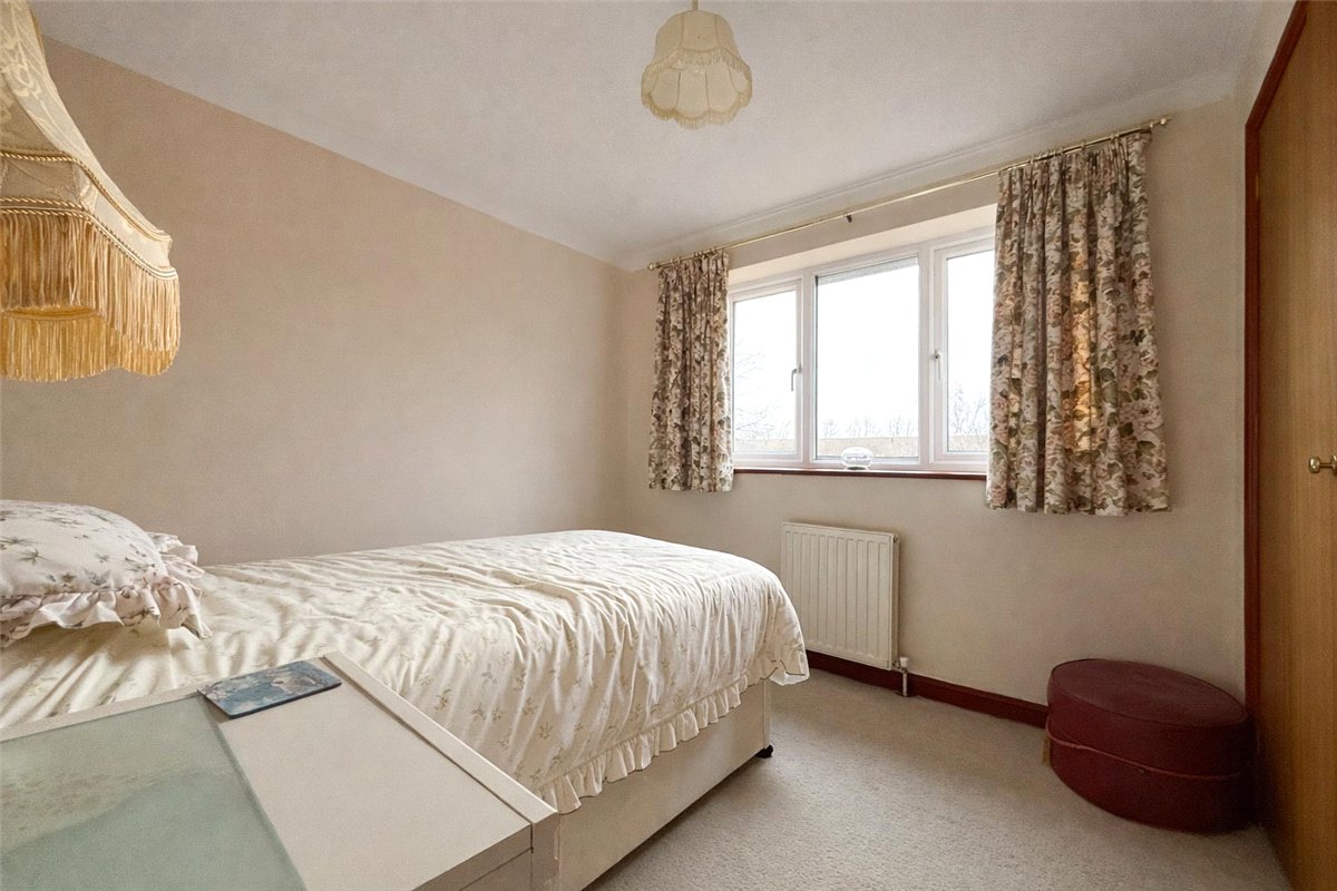 2 bedroom House, Fairlawns, Newmarket, CB8 - Available, Image 5