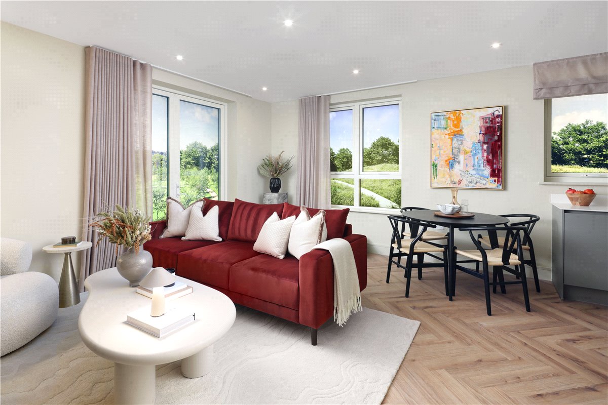 3 bedroom Flat, London Square Wandsworth Common, Springfield Drive, SW17 - Available