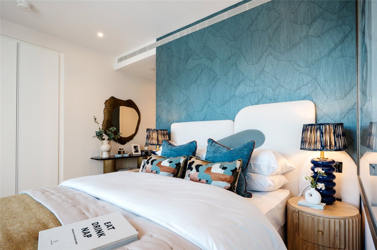2 bedroom Flat, White City Living, 54 Wood Lane, W12 - Available, Image 11