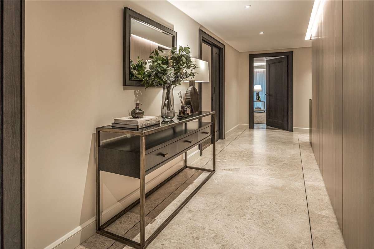 2 bedroom Flat, Lancelot Place, Knightsbridge, SW7 - Available, Image 2