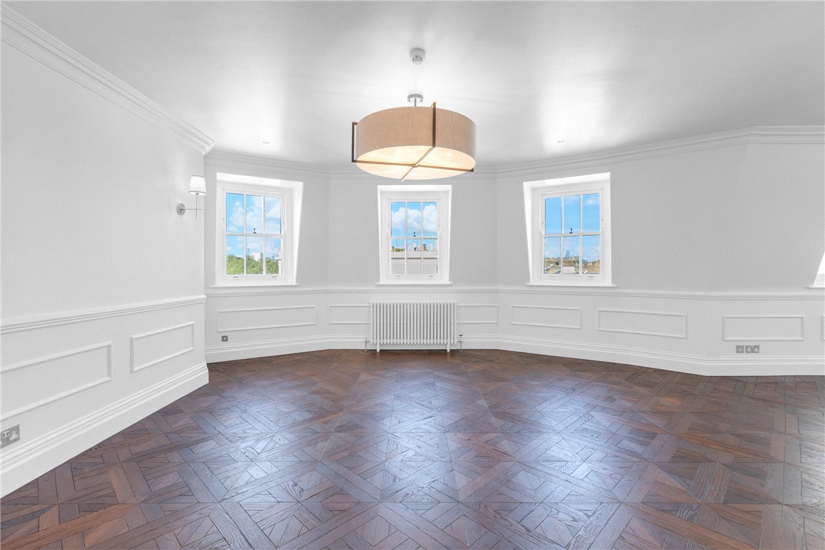 3 bedroom Flat, Eaton Place, Belgravia, SW1X - Available