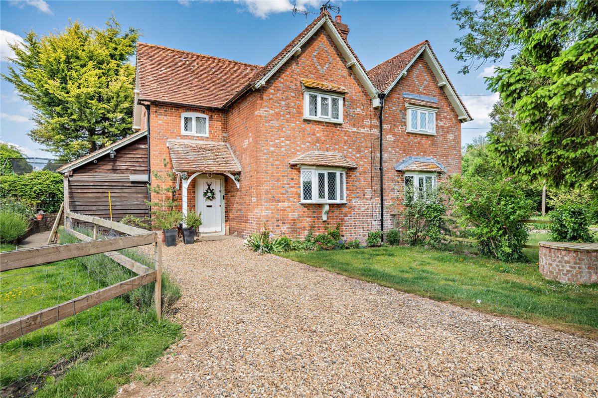 3 bedroom House, Leckhampstead, Newbury, RG20 - Sold STC