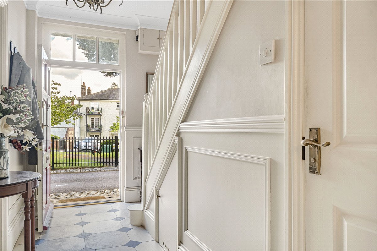 4 bedroom House, Phoenix Square, Pewsey, SN9 - Available, Image 5