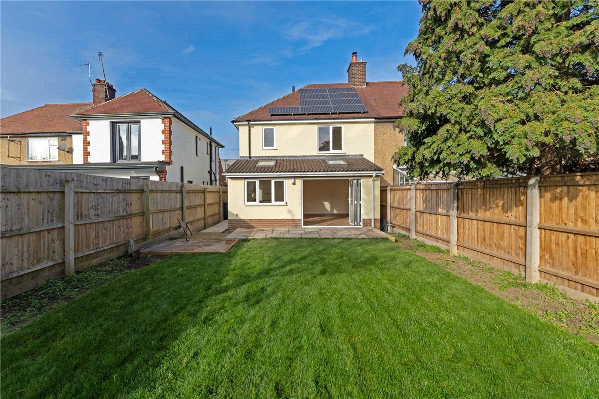 3 bedroom House, Milton Road, Cambridge, CB4 - Sold, Image 4