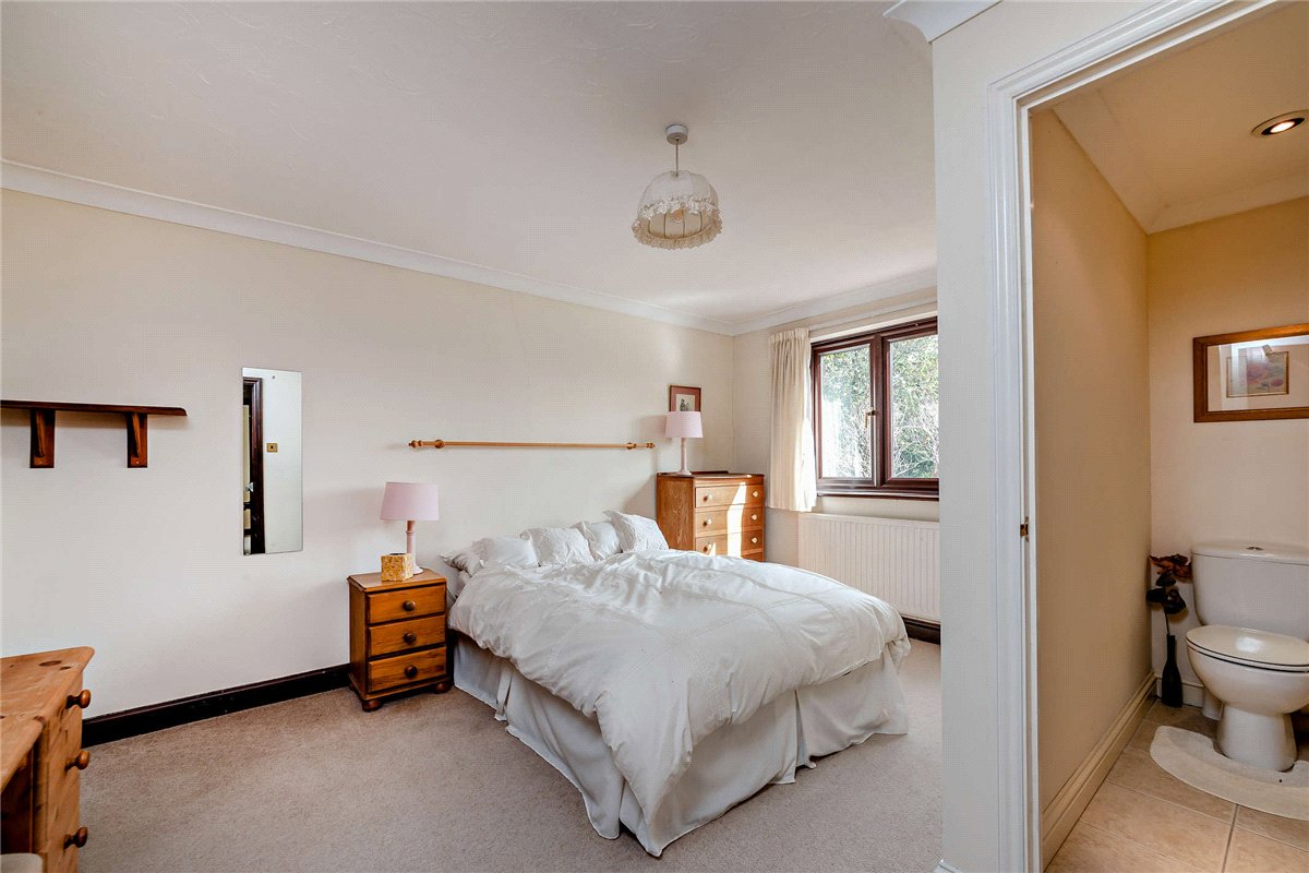 4 bedroom House, Harewood Drive, Cold Ash, RG18 - Available, Image 16