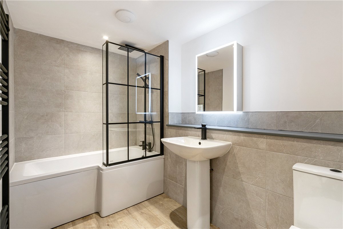4 bedroom Cottage, Sycamore Barn, Camela Lane, Camblesforth, YO8 - Available, Image 7