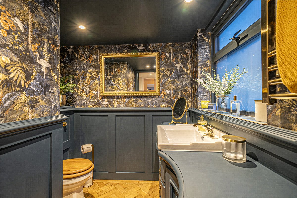 5 bedroom House, High Street, West Meon, GU32 - Available, Image 15