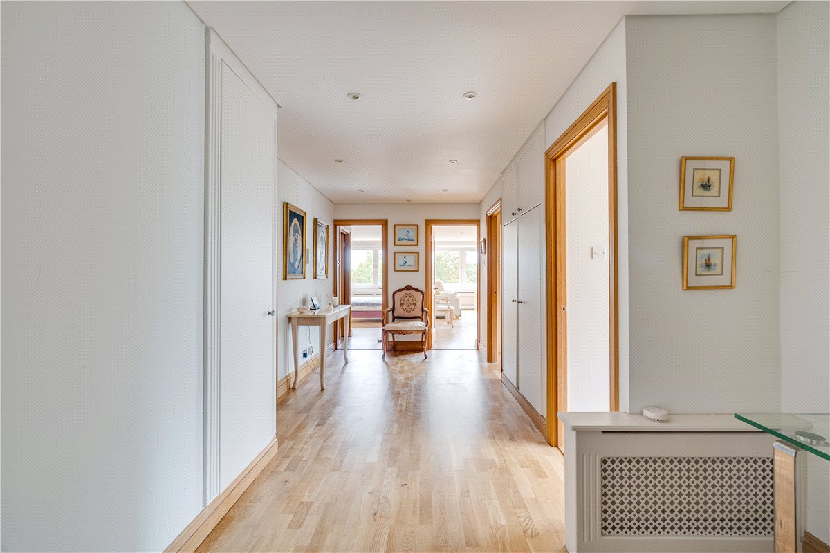 2 bedroom Flat, Somerset Road, London, SW19 - Available, Image 19