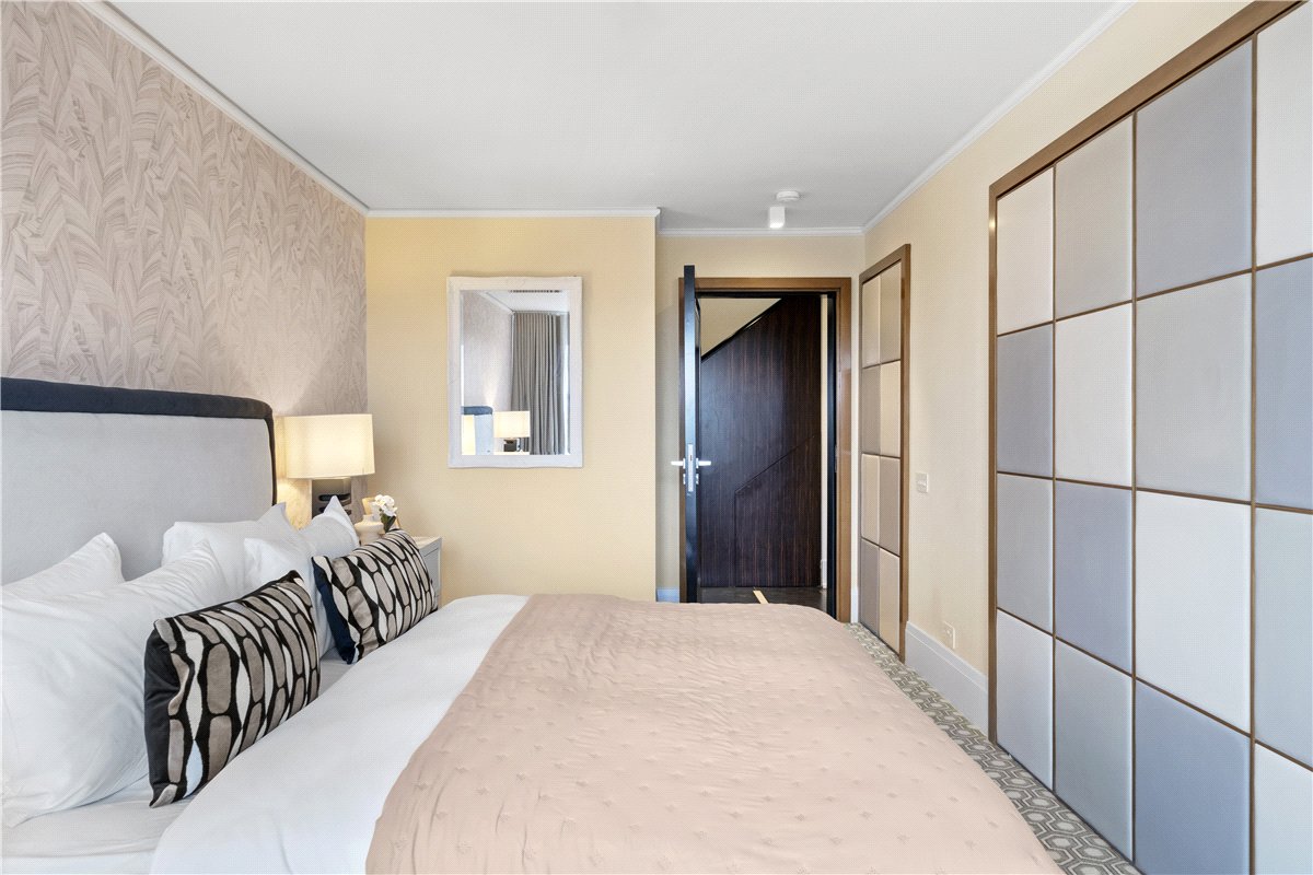 4 bedroom Maisonette, Kingston House South, Ennismore Gardens, SW7 - Under Offer, Image 40