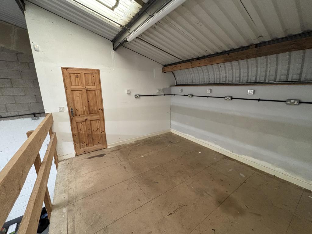 646 Sq Ft, 14 Ilton Business Park, Ilminster, TA19 - Available, Image 3