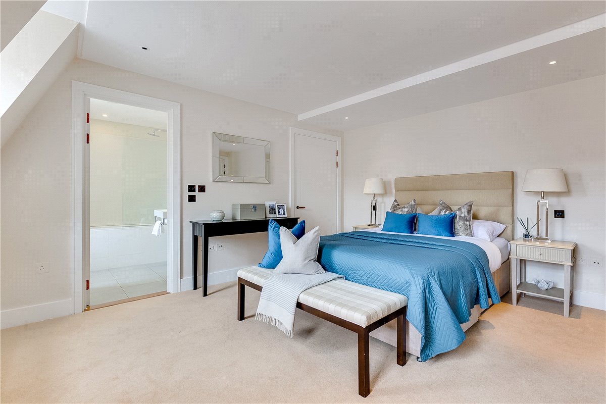 3 bedroom Flat, Park Street, Mayfair, W1K - Available, Image 5