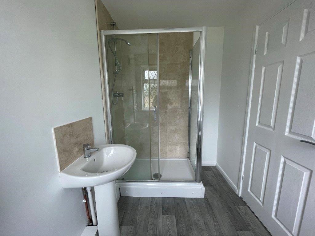 2 bedroom Bungalow, Cherry Tree Road, Wales, S26 - Available, Image 7