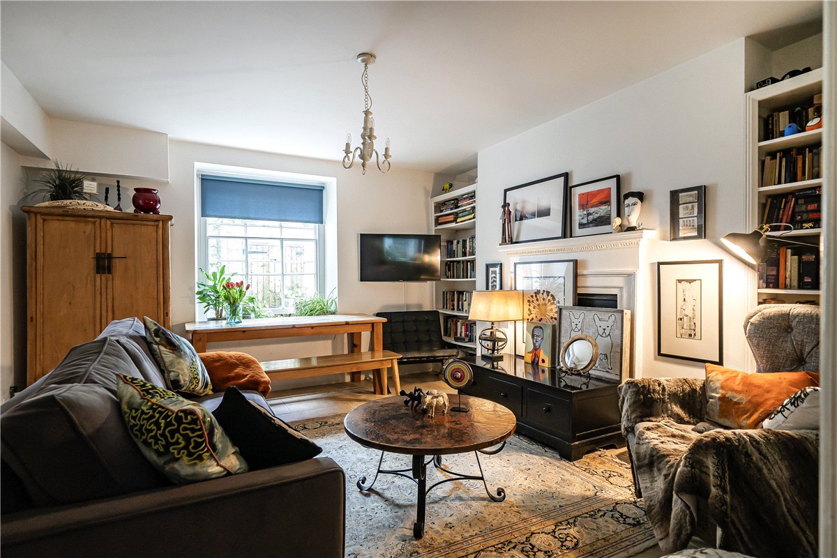 2 bedroom Flat, Sydney Place, Bath, BA2 - Available, Image 1