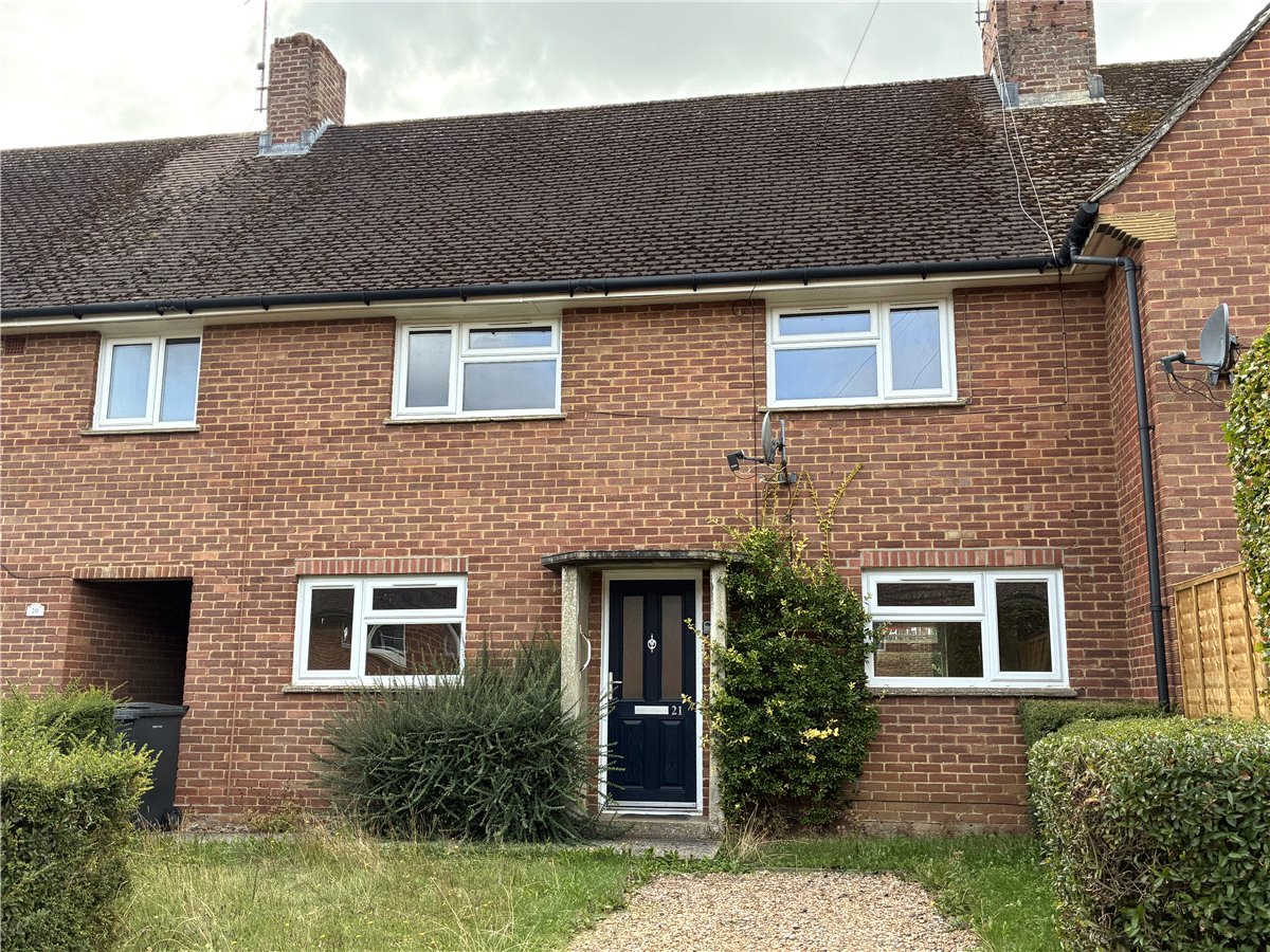 3 bedroom House, Castle Road, Great Bedwyn, SN8 - Available, Image 18