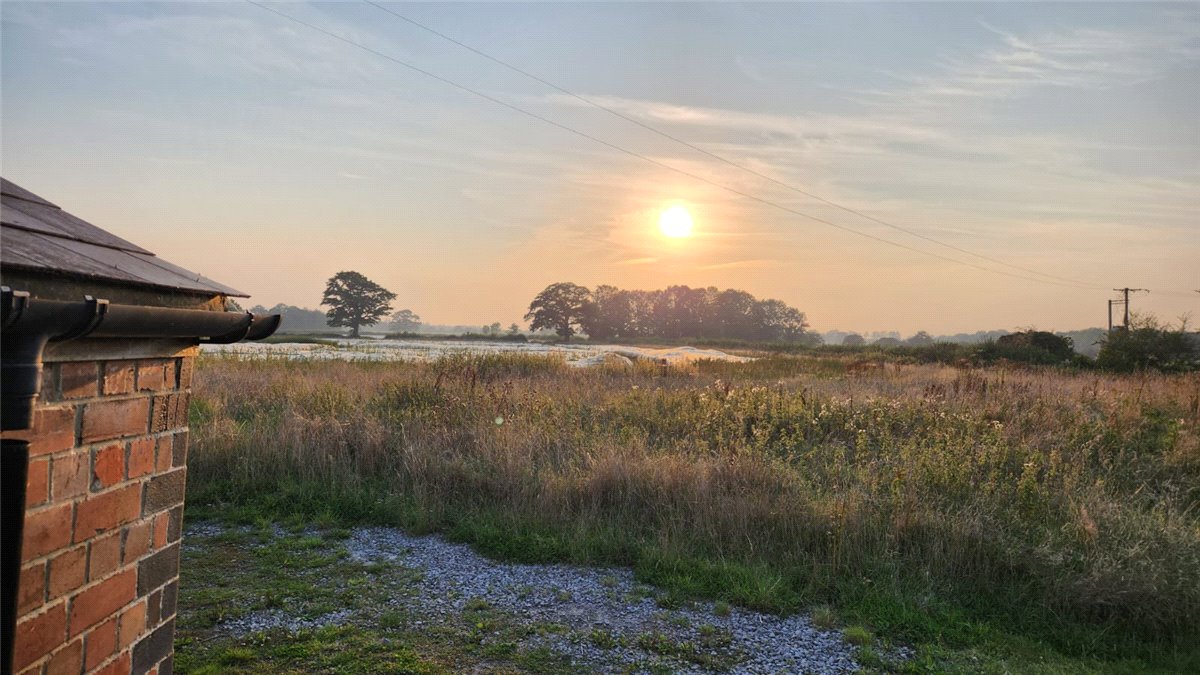 2 bedroom House, Red Brick Barn, Great Somerford, SN15 - Sold, Image 1