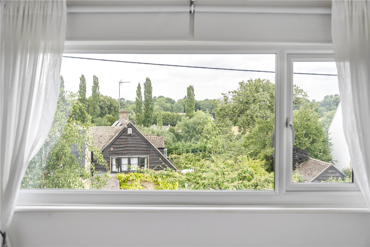 4 bedroom House, Keens Close, Enstone, OX7 - Sold STC, Image 1