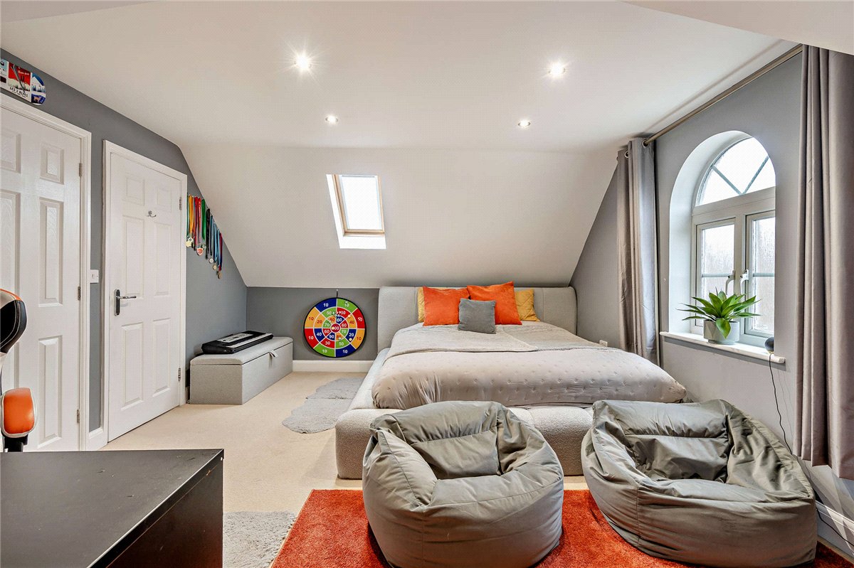 6 bedroom House, Dorneywood Way, Newbury, RG14 - Sold STC, Image 5