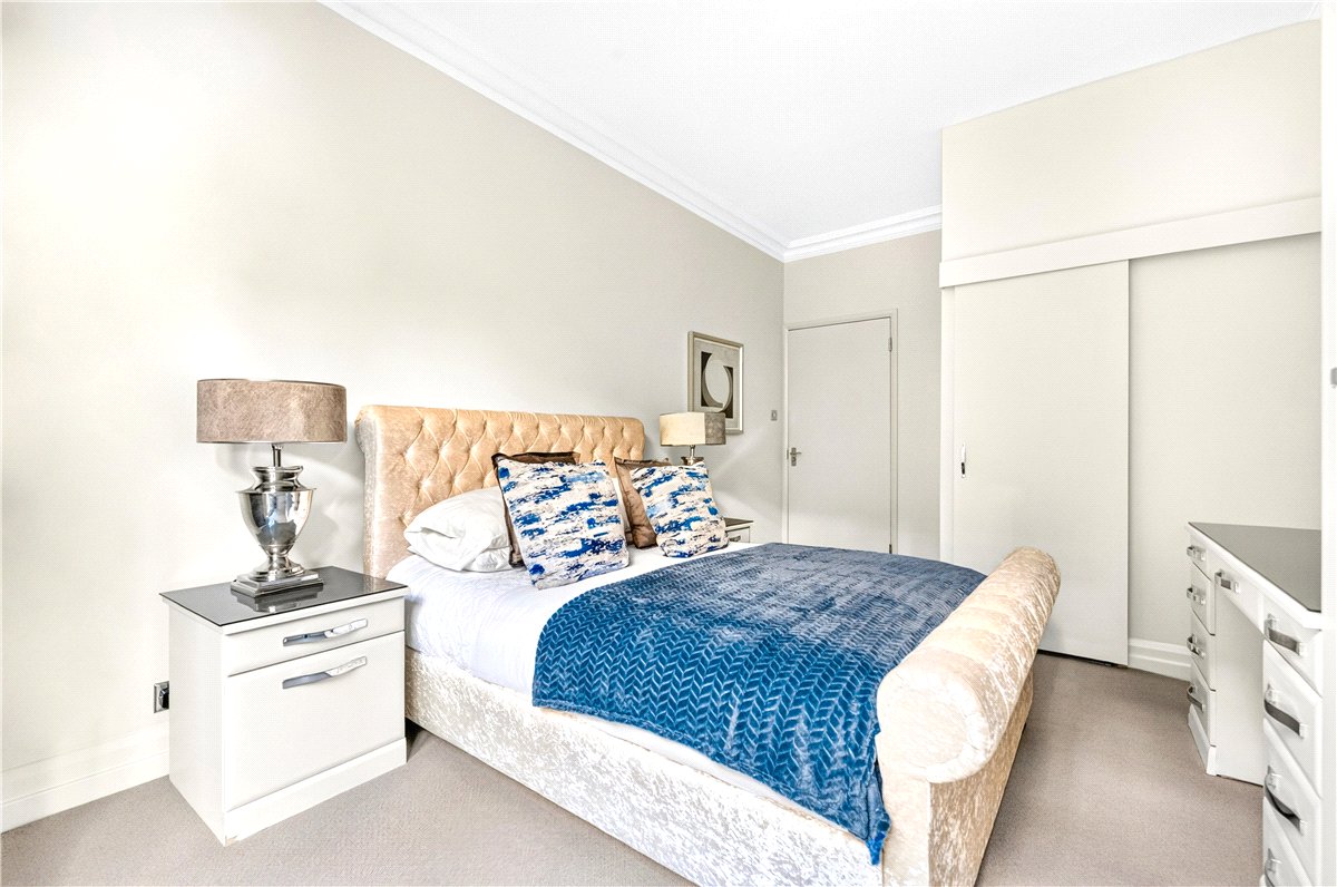 2 bedroom Flat, Basil Street, Knightsbridge, SW3 - Available, Image 10