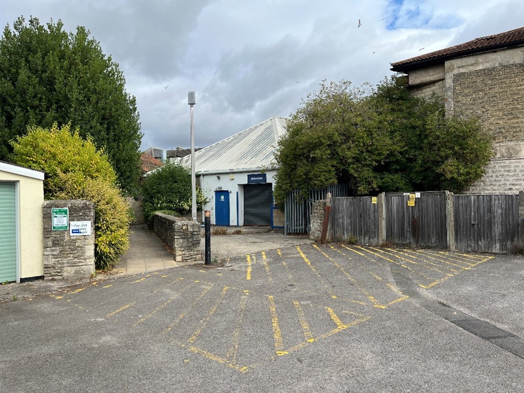 10700 Sq Ft, Market Place, Melksham, SN12 - Available, Image 3