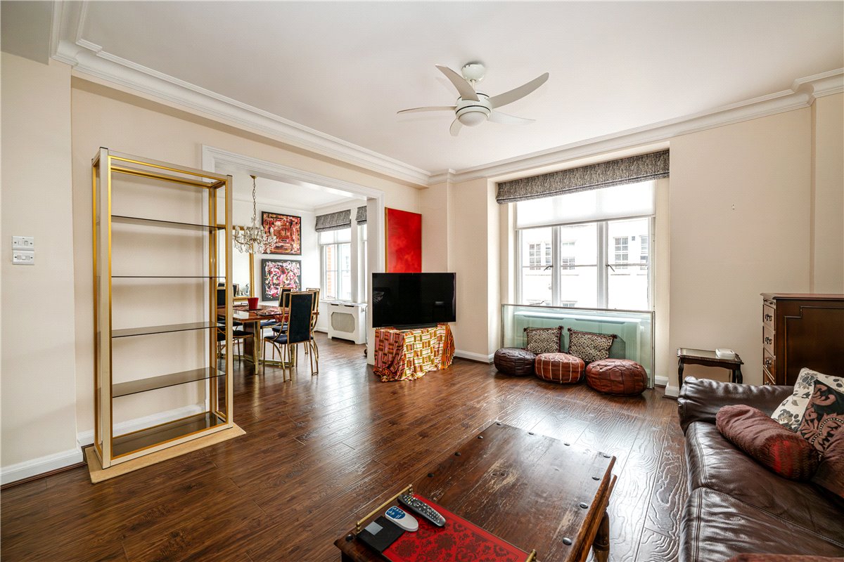 2 bedroom Flat, Hallam Street, London, W1W - Available, Image 4