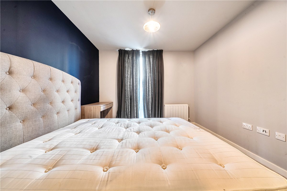2 bedroom Flat, Percy Terrace, Bath, BA2 - Available, Image 6