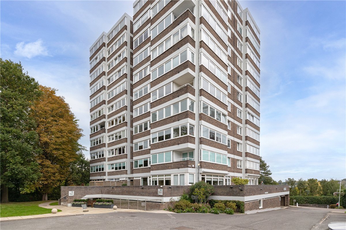 2 bedroom Flat, Somerset Road, London, SW19 - Available, Image 20