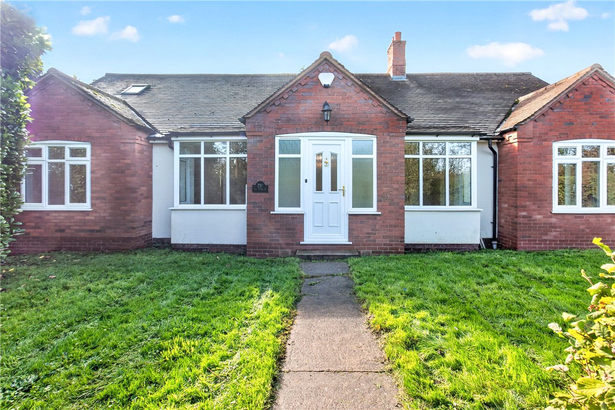 3 bedroom Bungalow, Pipe Ridware, Rugeley, WS15 - Available