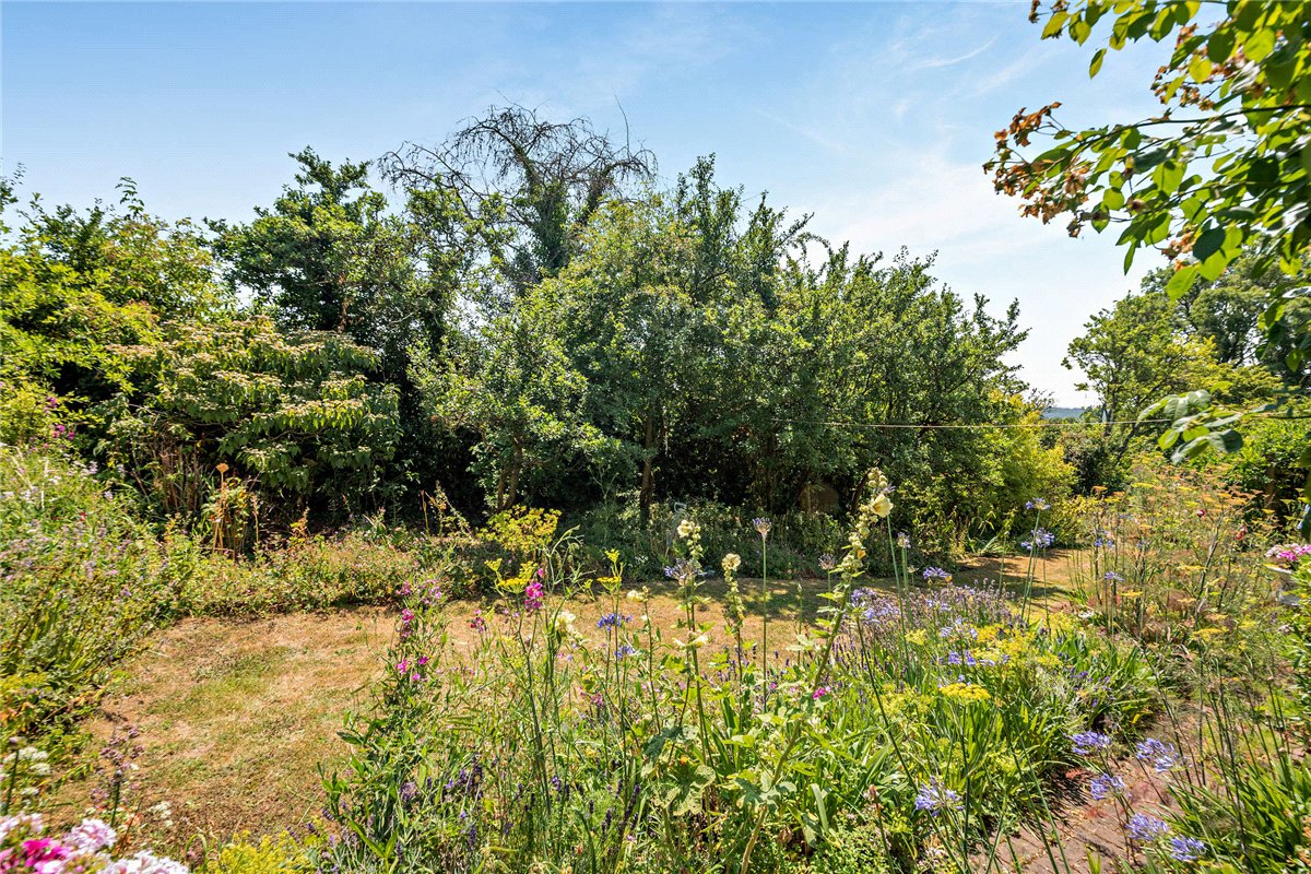 3 bedroom House, Harts Hill Road, Thatcham, RG18 - Available, Image 24