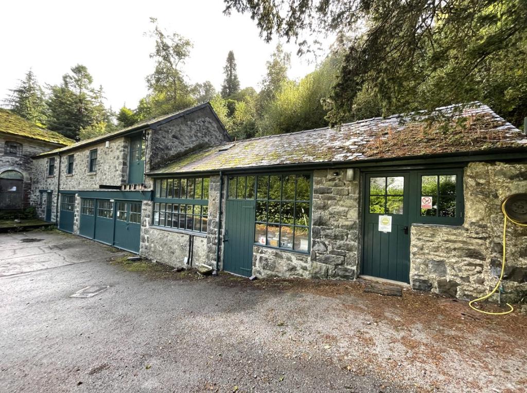 1553.01 Sq Ft, Tal-Y-Cafn, Colwyn Bay, LL28 - Available