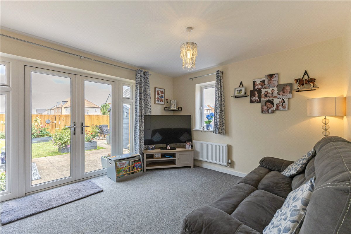 3 bedroom House, Hawking Way, Cottenham, CB24 - Available, Image 1