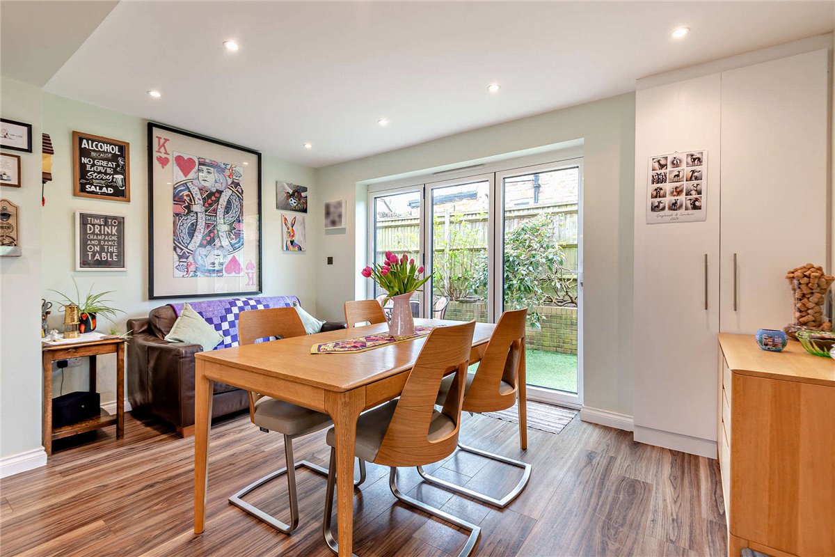4 bedroom House, King John Road, Kingsclere, RG20 - Available, Image 5