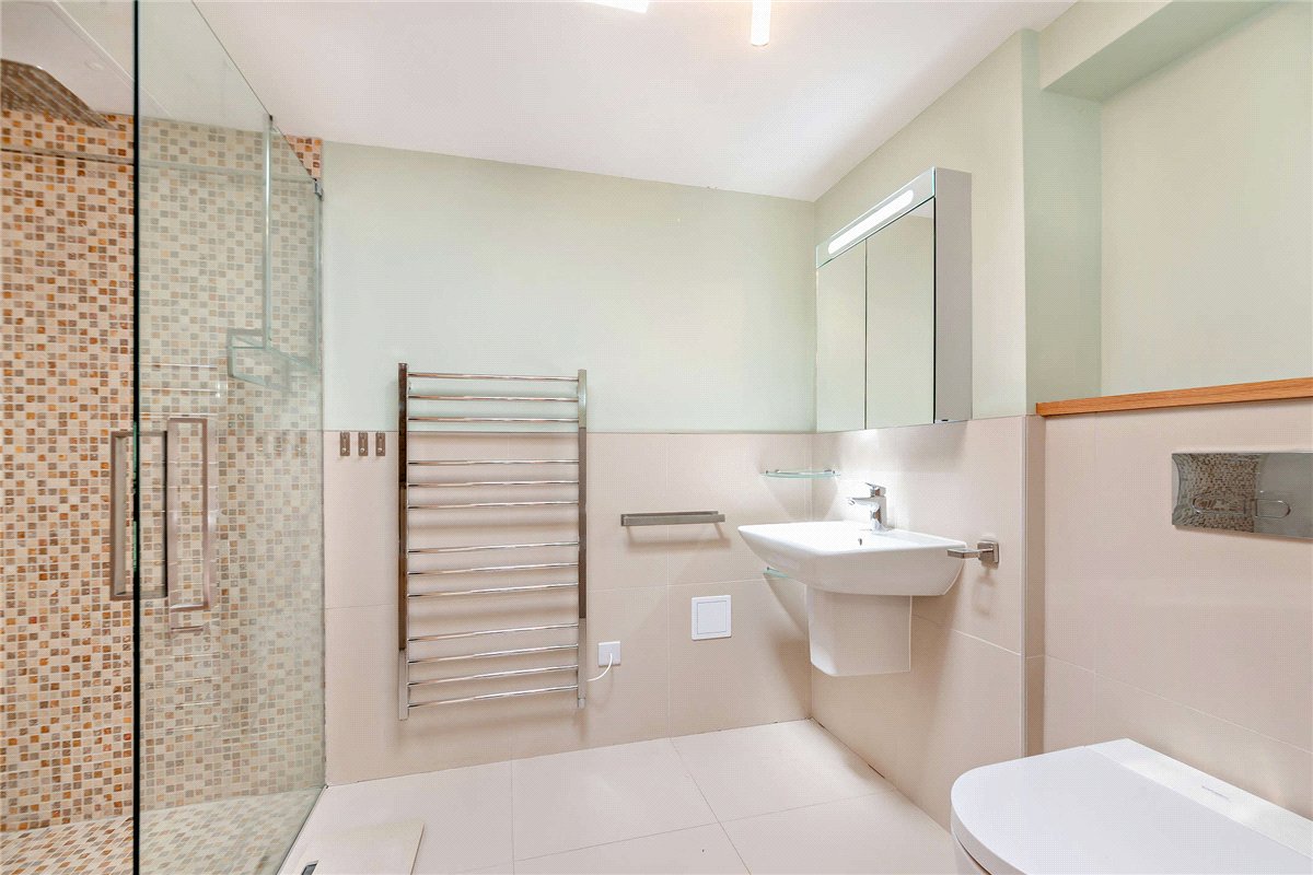 3 bedroom House, Stockcross, Newbury, RG20 - Available, Image 14