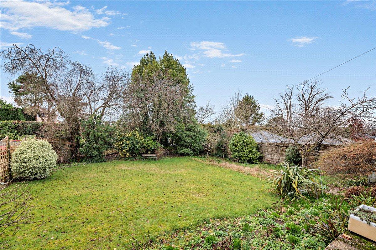 5 bedroom House, Andover Road, Newbury, RG14 - Available, Image 21