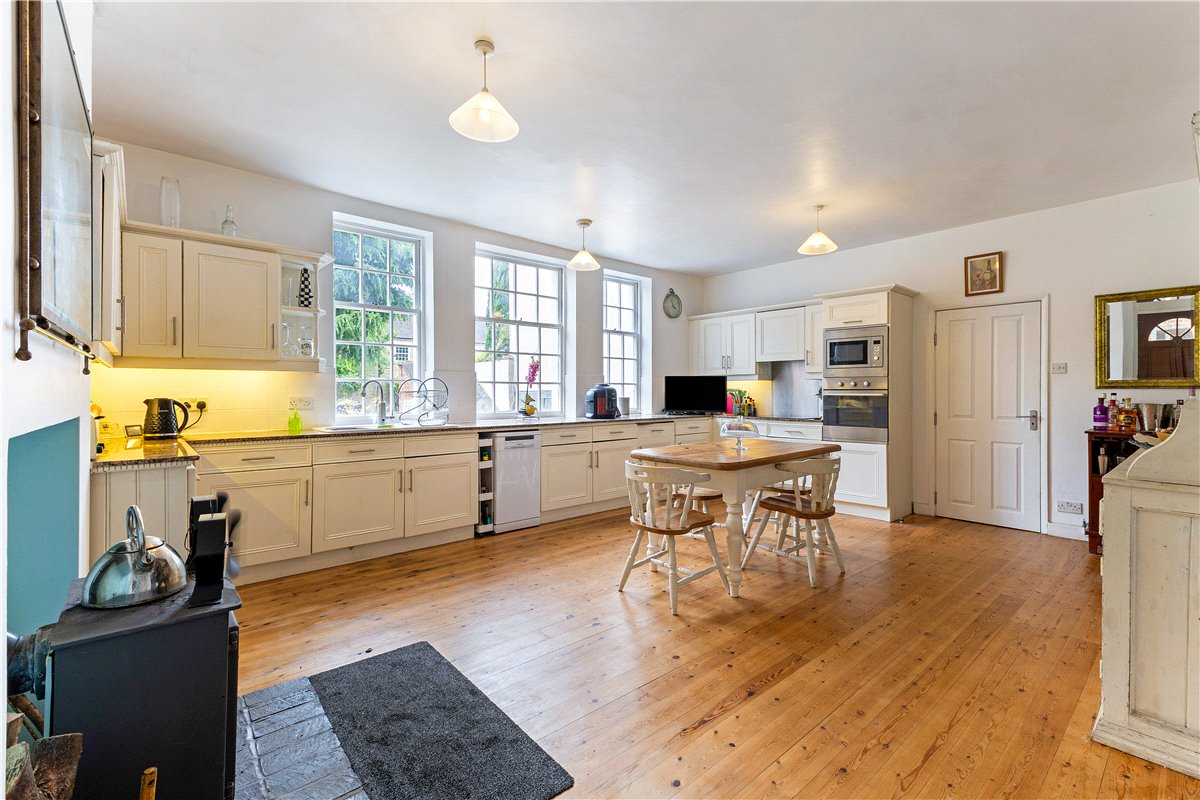 6 bedroom House, Main Street, West Haddlesey, YO8 - Available, Image 34