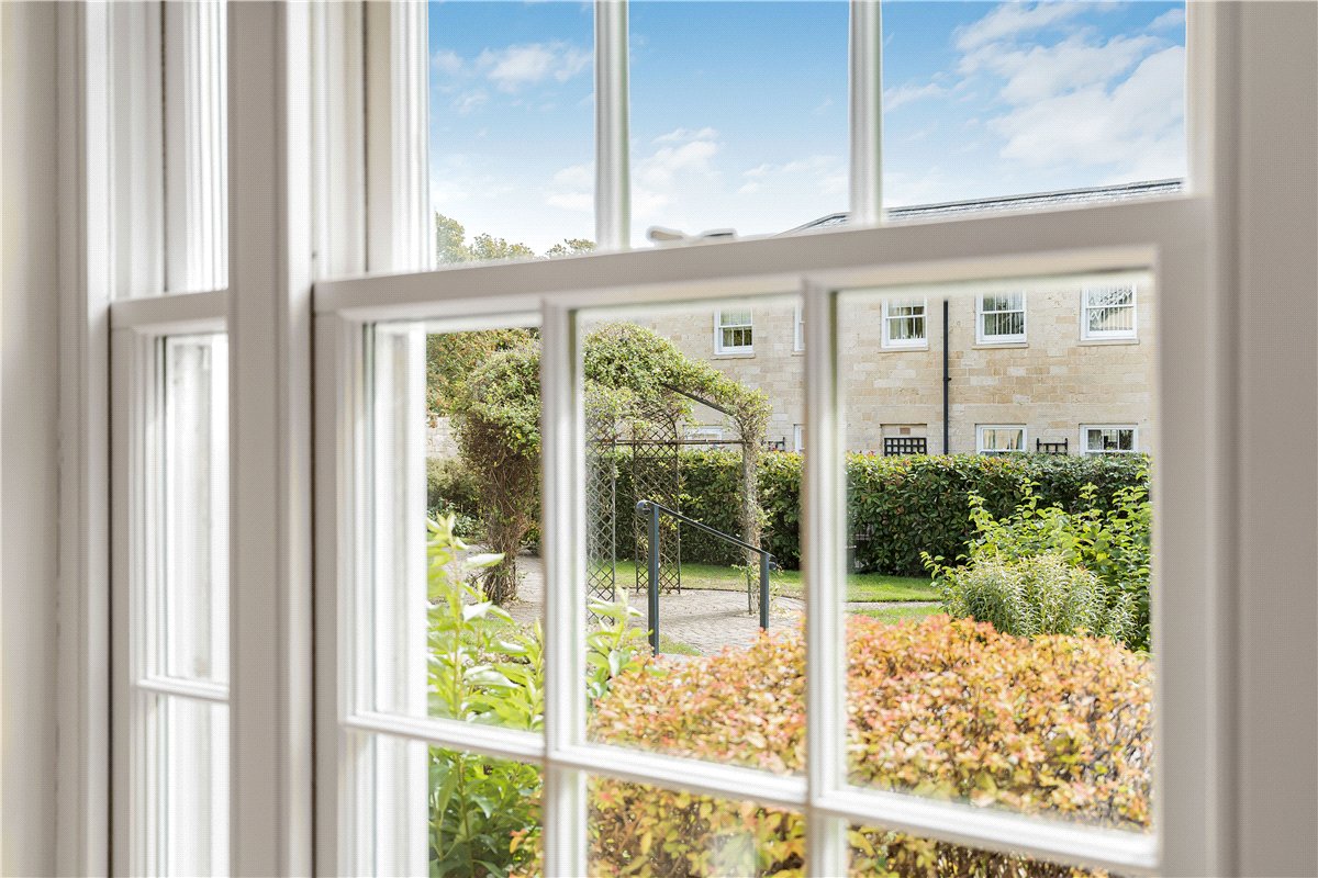 2 bedroom House, St Lukes Court, Hyde Lane, SN8 - Available, Image 5
