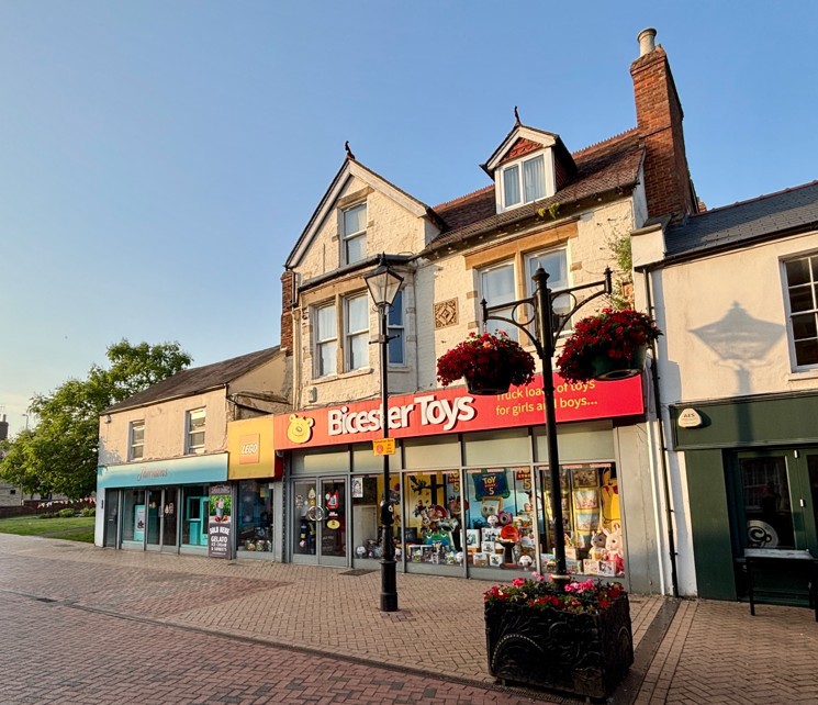 7495 Sq Ft, 66-68 Sheep Street, Bicester, OX26 - Available