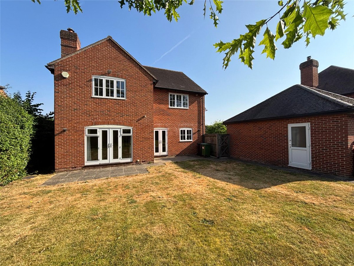 4 bedroom House, Brimpton, Berkshire, RG7 - Available, Image 14