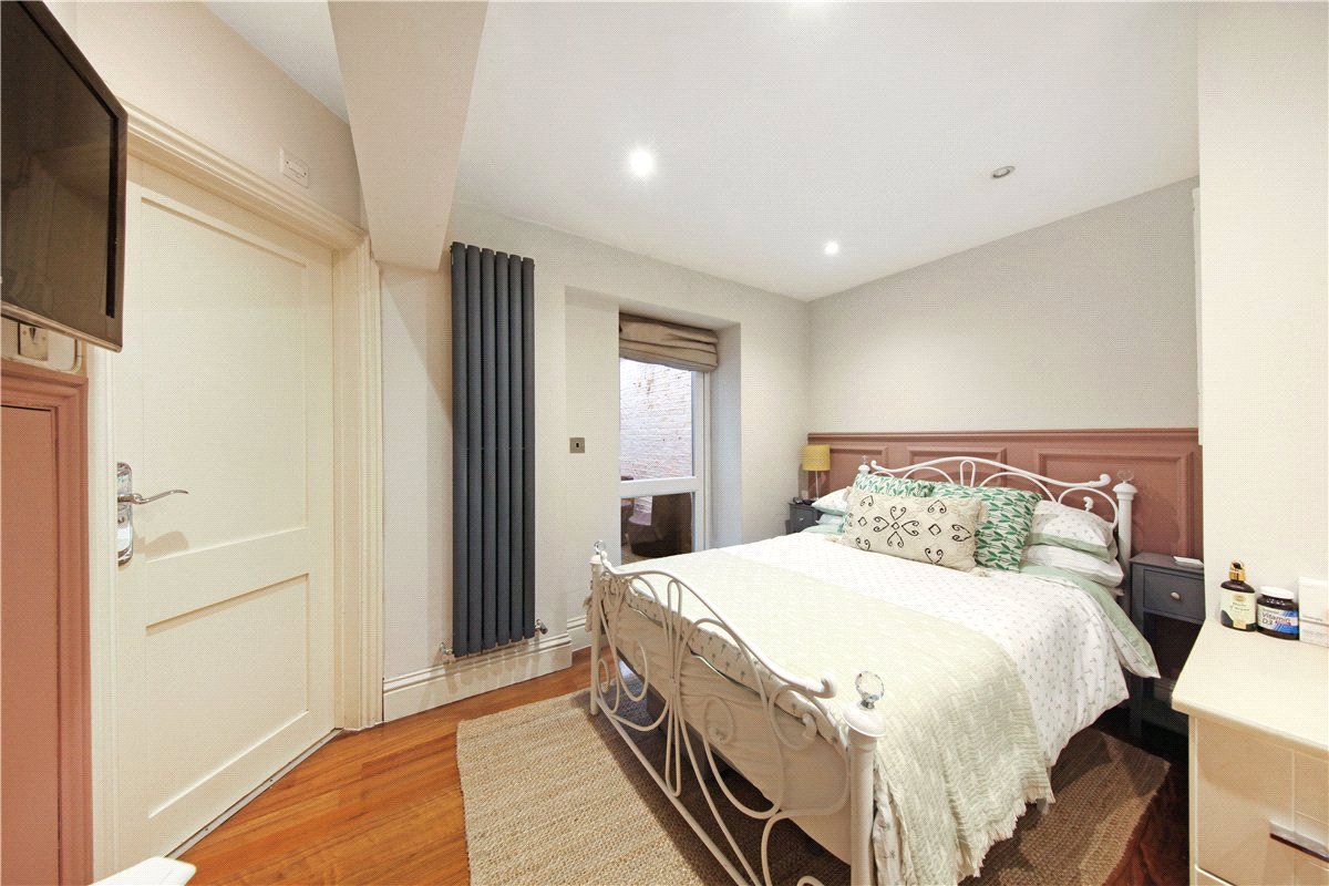 3 bedroom House, Oldbury Place, Marylebone, W1U - Available, Image 7