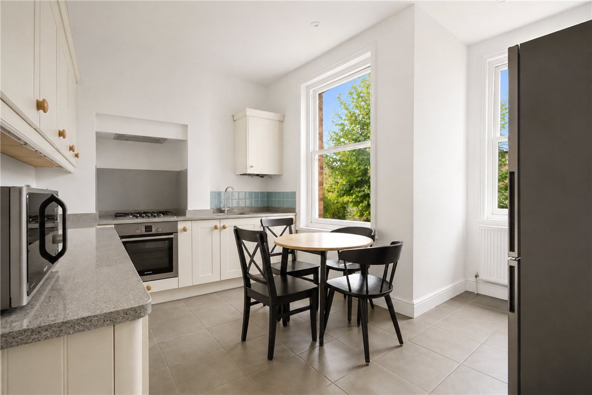 2 bedroom Flat, Bishops Park Road, London, SW6 - Available, Image 5