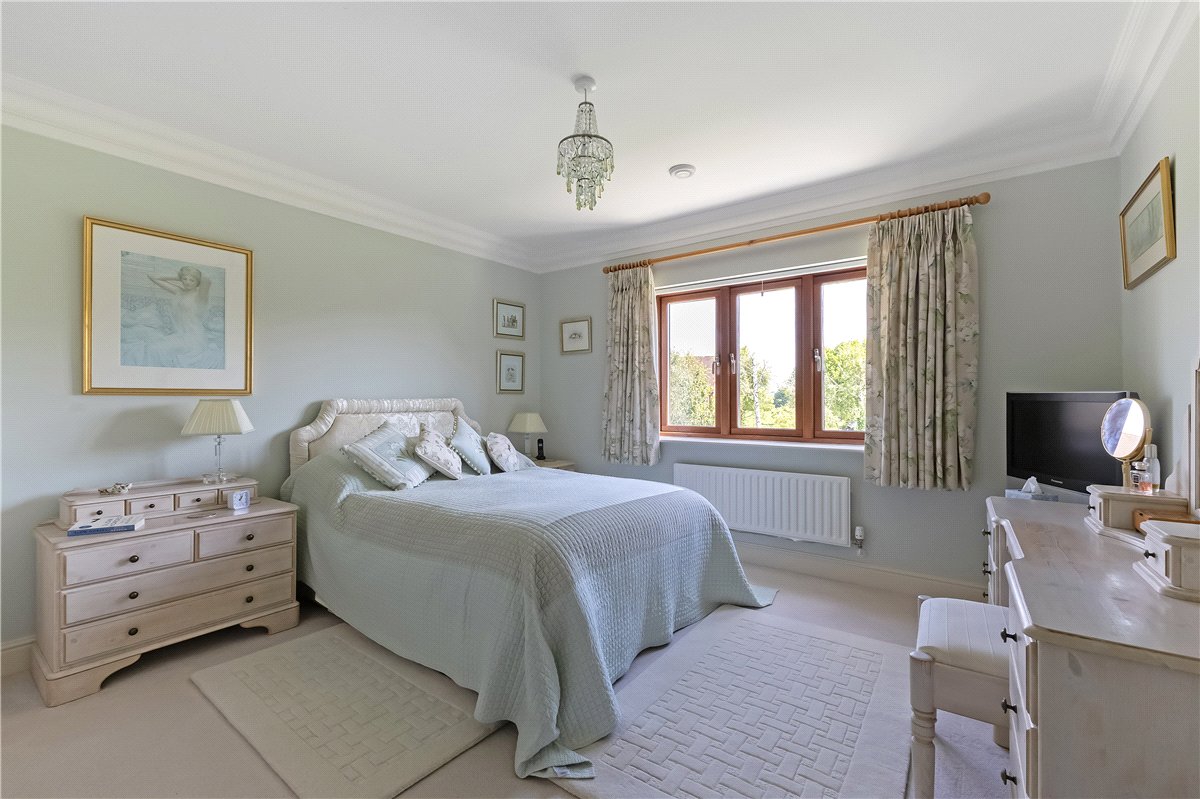 5 bedroom House, Grafton Place, East Grafton, SN8 - Available, Image 15
