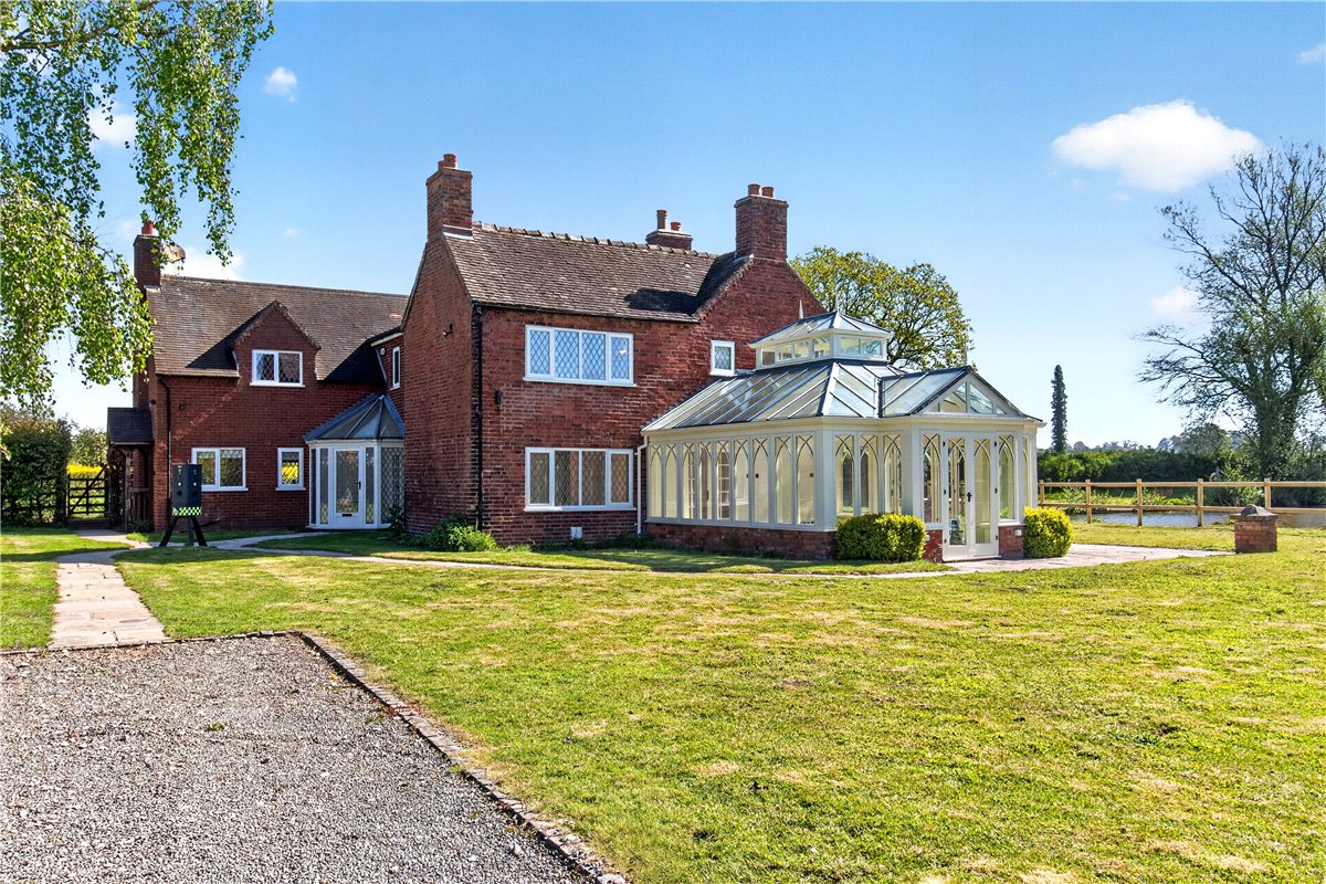 5 bedroom House, Hamley Heath, Rugeley, WS15 - Available, Image 14