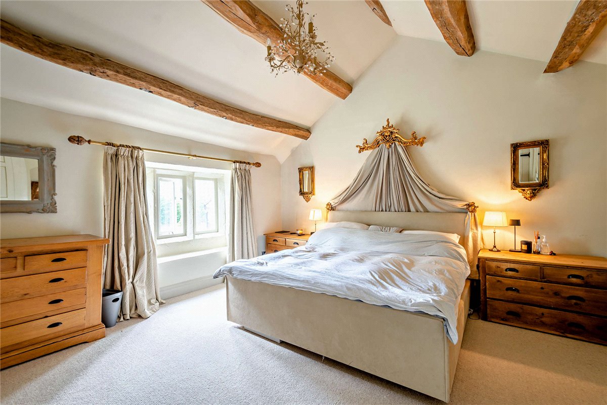 6 bedroom House, Micklethwaite Lane, Bingley, BD16 - Available, Image 10