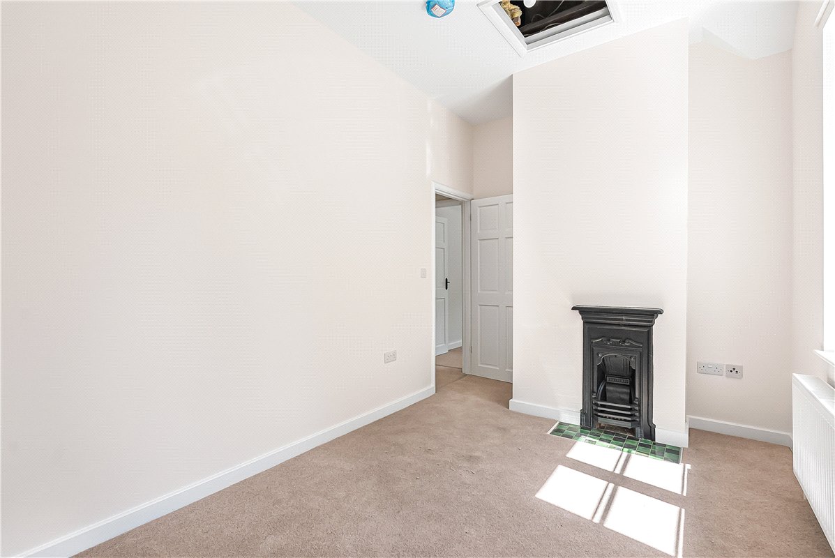 3 bedroom House, Hemel Hempstead Road, Redbourn, AL3 - Available, Image 9