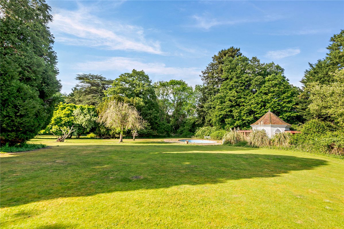 5.5 Sq Ft Country Estate, Priest Hill, Old Windsor, SL4 - Available, Image 27