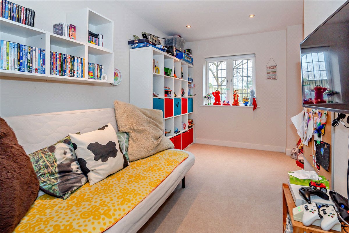 5 bedroom House, Enborne Street, Enborne, RG20 - Available, Image 6