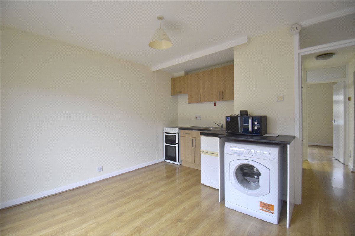 1 bedroom Flat, Cranwell Court, Histon Road, CB4 - , Image 4