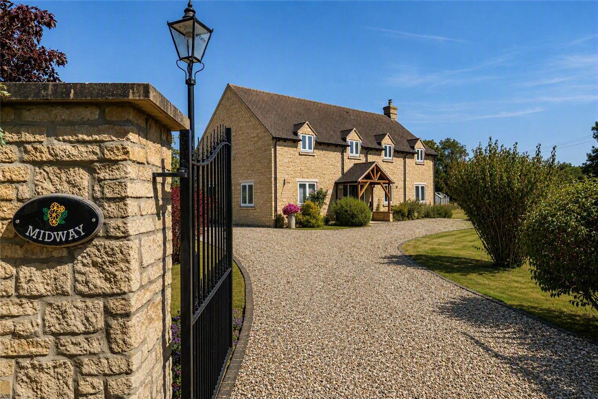 4 bedroom House, Church Hanborough, Witney, OX29 - Available, Image 17